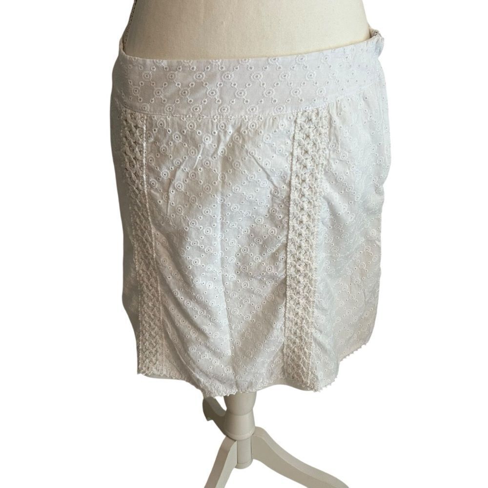 Wrapper White Eyelet Mini Skirt Junior Size 11